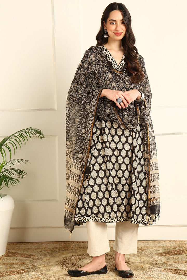 Black-Cream Bagru Kota Doria Dupatta - Tahiliya