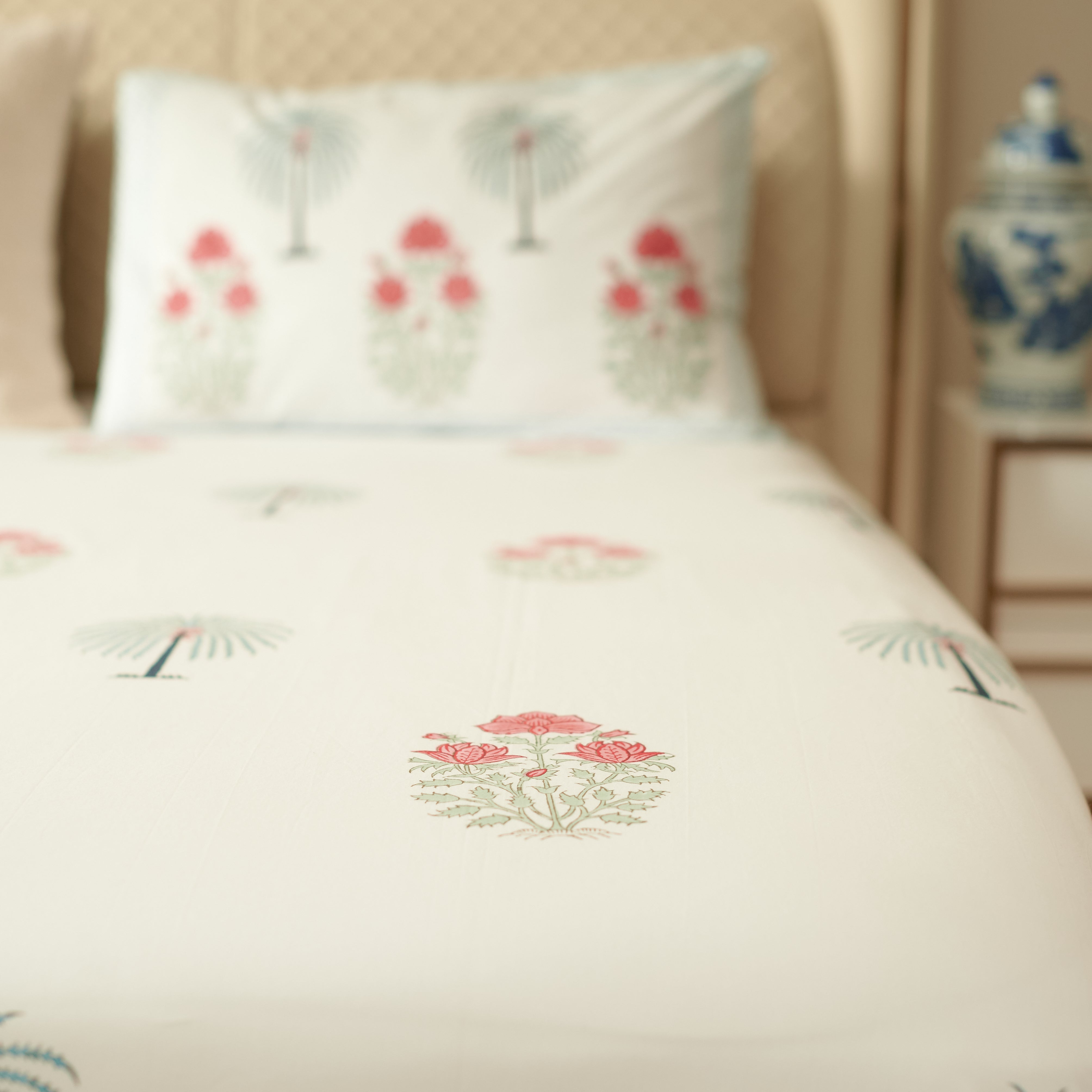 Palm Floral Hand Block Printed Bedsheet Set (Double) - Tahiliya