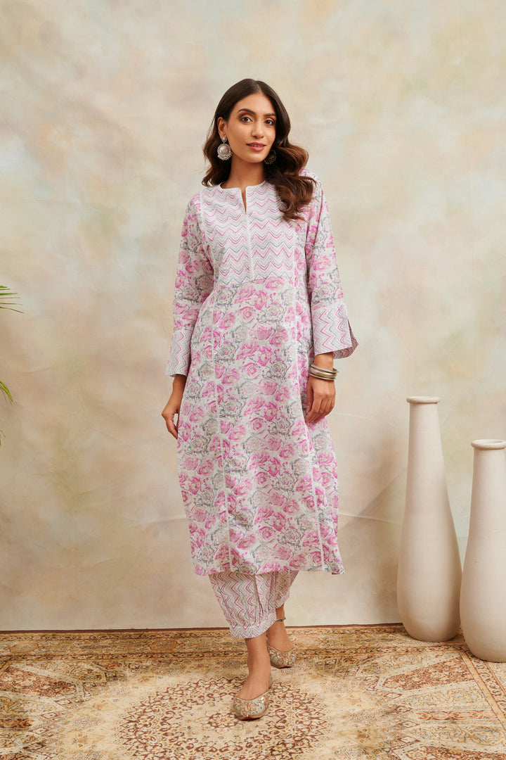 Purple Printed Straight Kurta - Tahiliya