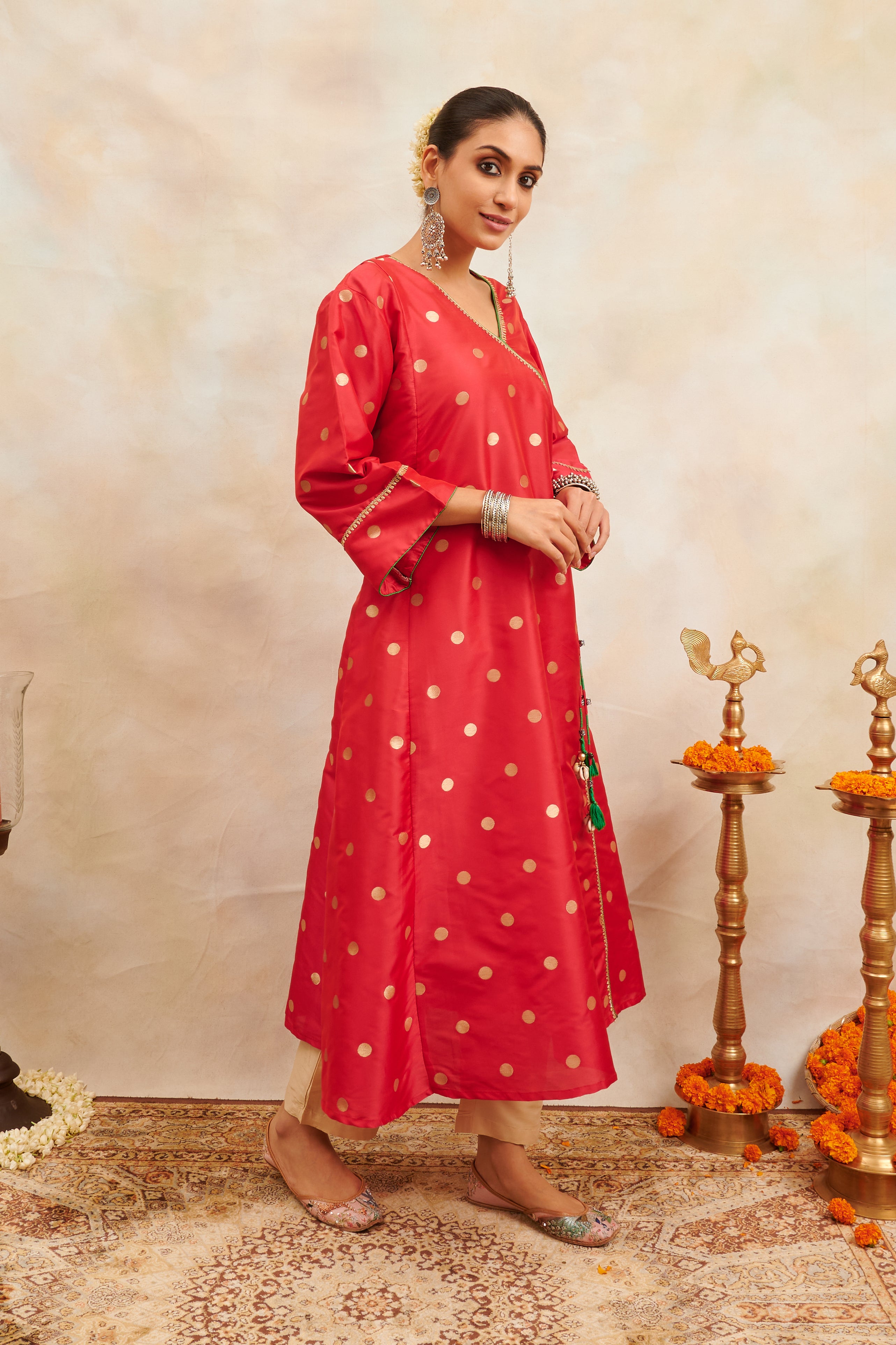 153334 RED GOLDEN ALIA CUT kurti - Reewaz International | Wholesaler &  Exporter of indian ethnic wear catalogs.