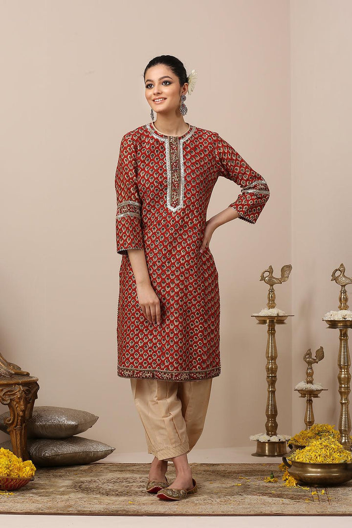 Maroon Hand Block Printed Chanderi Silk Short Kurta - Tahiliya